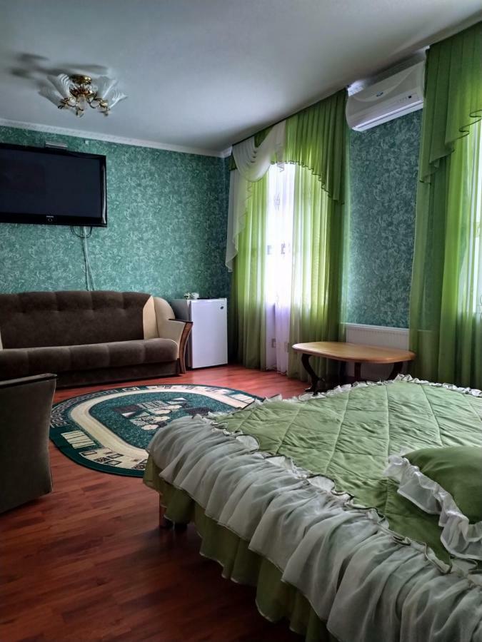 Hotel Tropicana Szvitlovodszk Kültér fotó