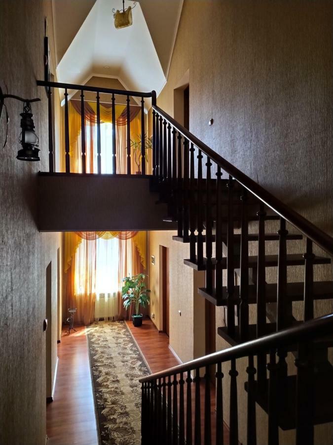 Hotel Tropicana Szvitlovodszk Kültér fotó